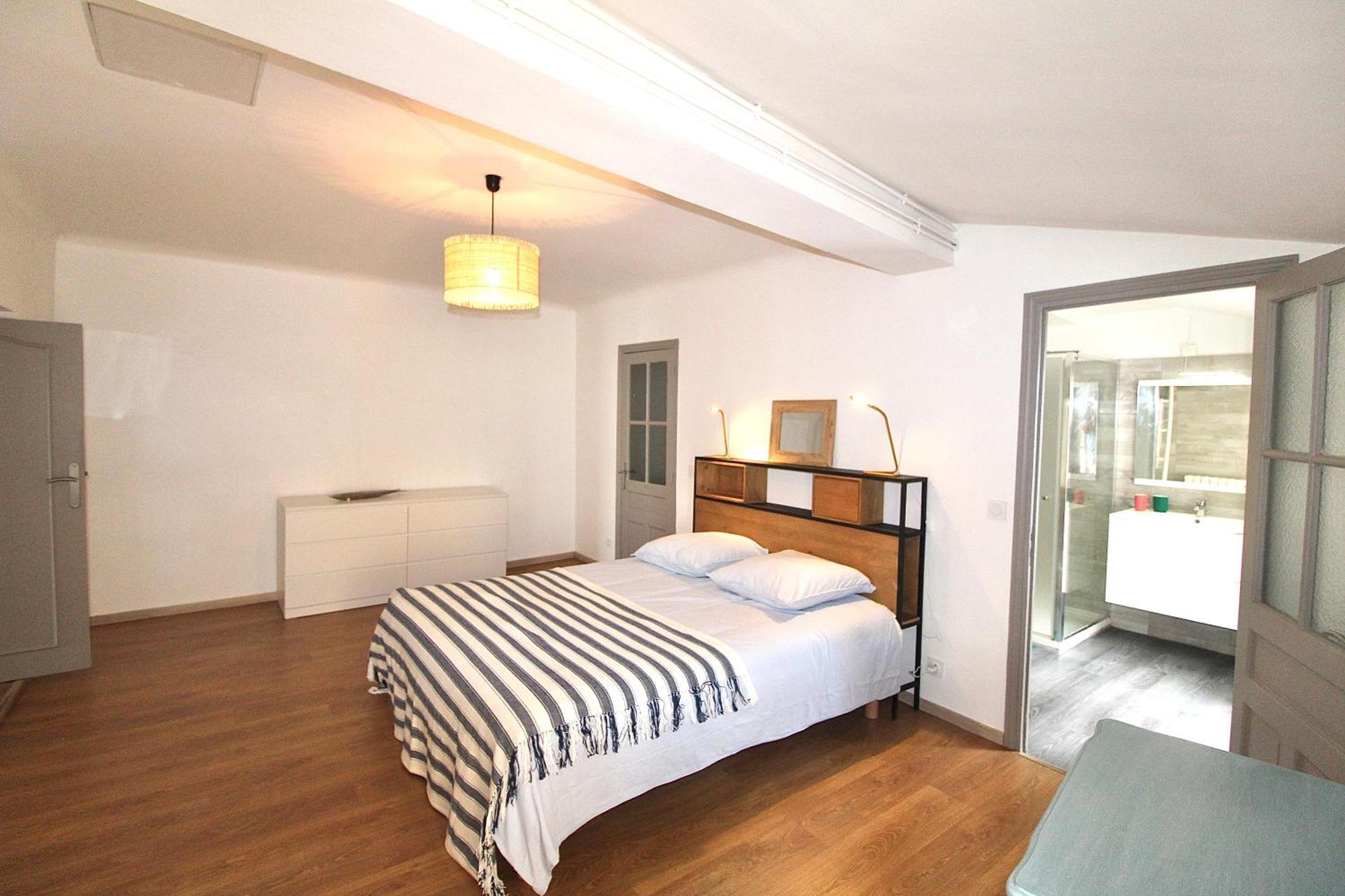 Grand Appartement Avec Vue Sur Quai Сет Экстерьер фото